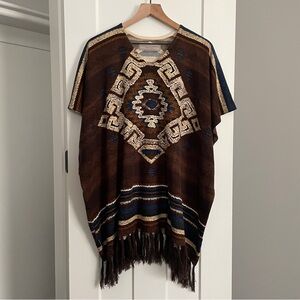 Double D Ranch Poncho Aztec Print Western Fringe Ranch Boho Topper Small/Medium